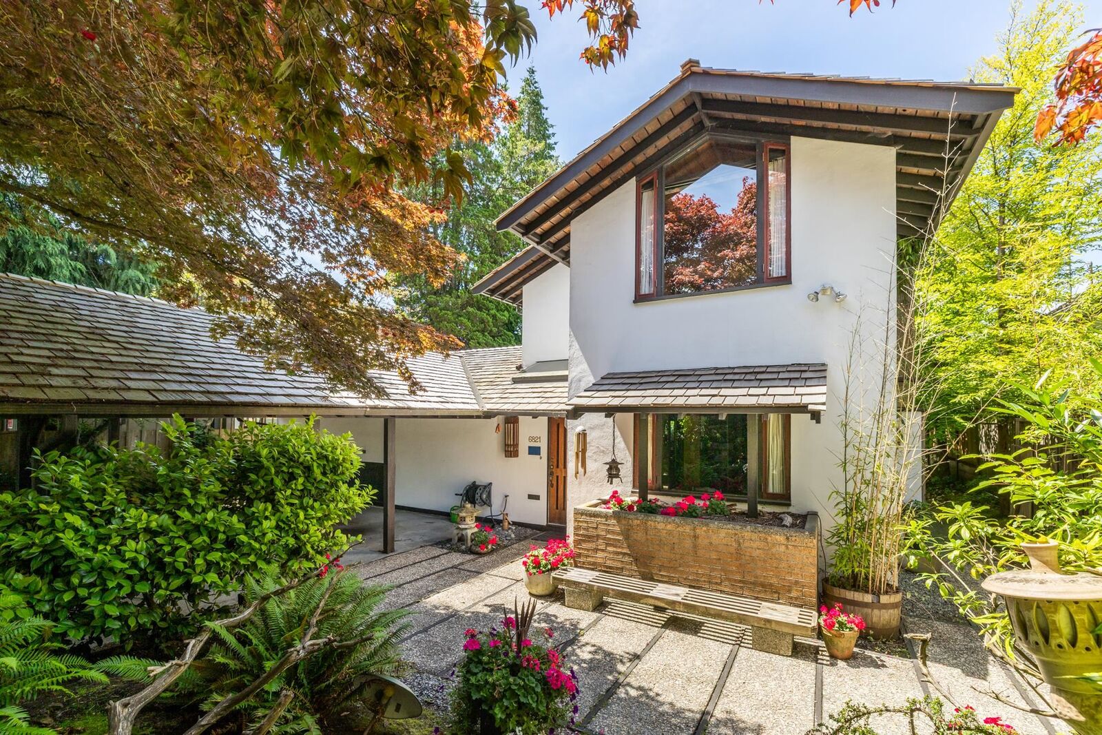 Property Photo:  6821 Laurel Street  BC V6P 3T6 