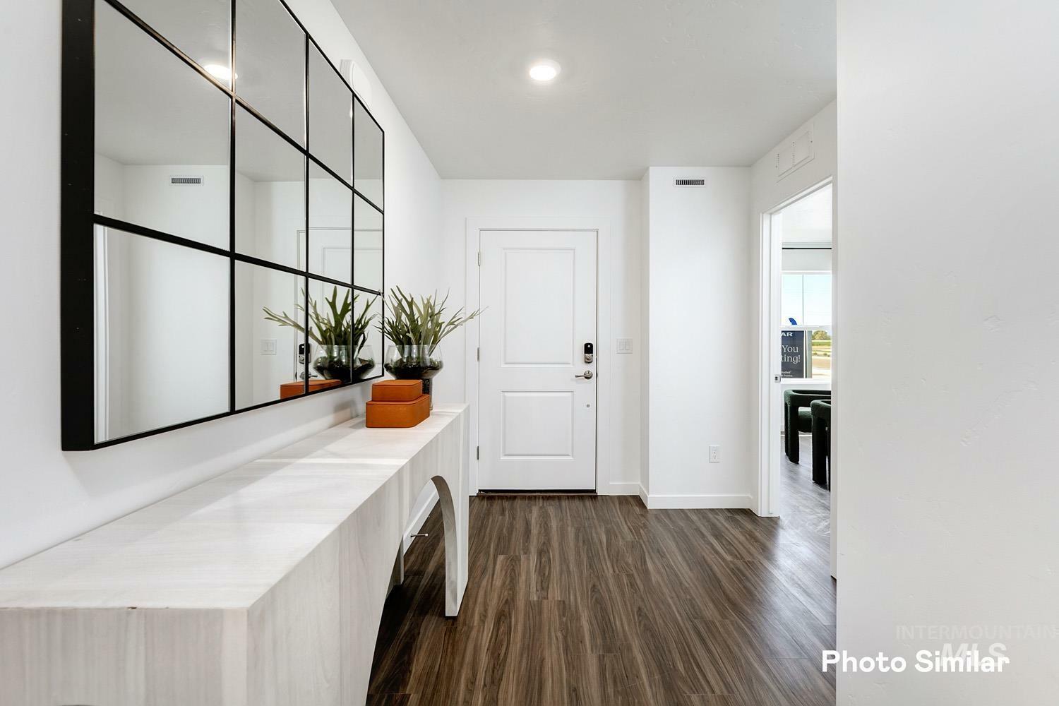 Property Photo: 8556 E Velvet Ash St ID 83687