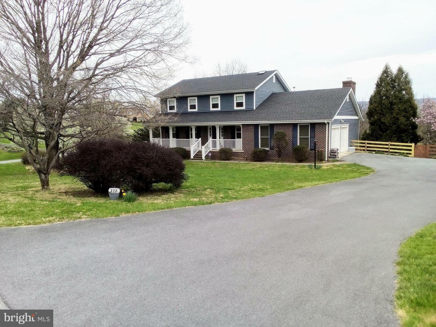 Property Photo: 278 Eastland Drive WV 25414