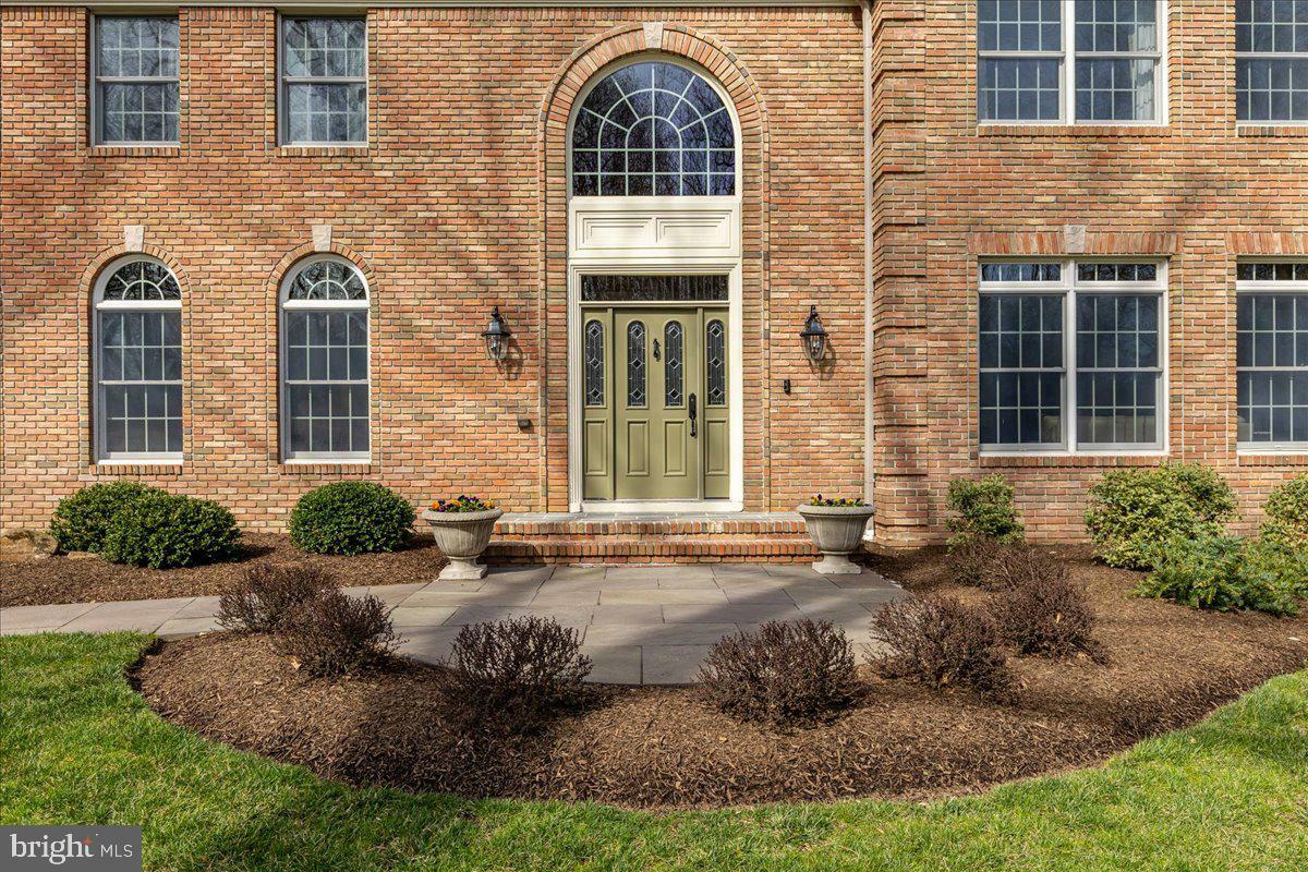 Property Photo: 27 Pettit Place NJ 08540