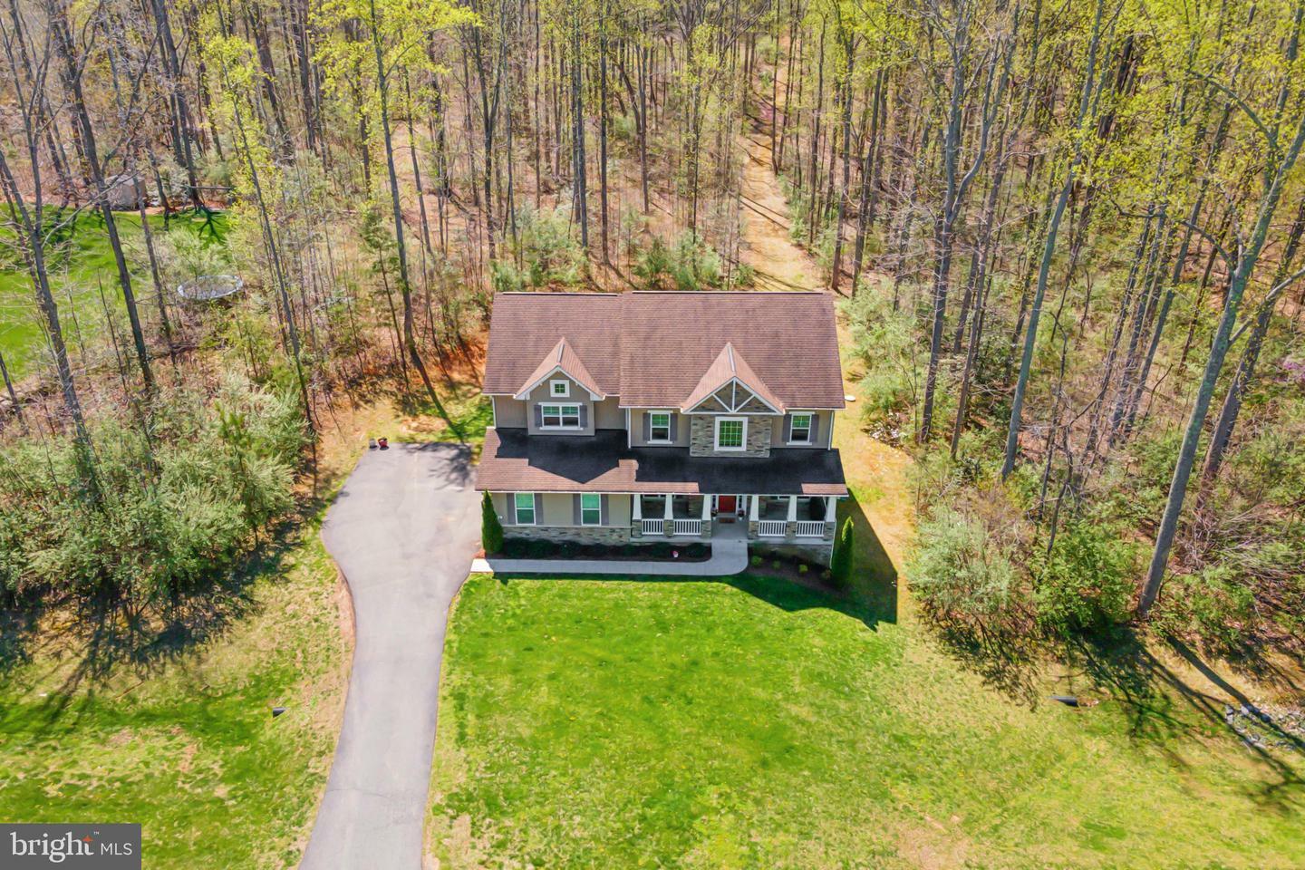 Property Photo: 132 Donovan Lane VA 22556