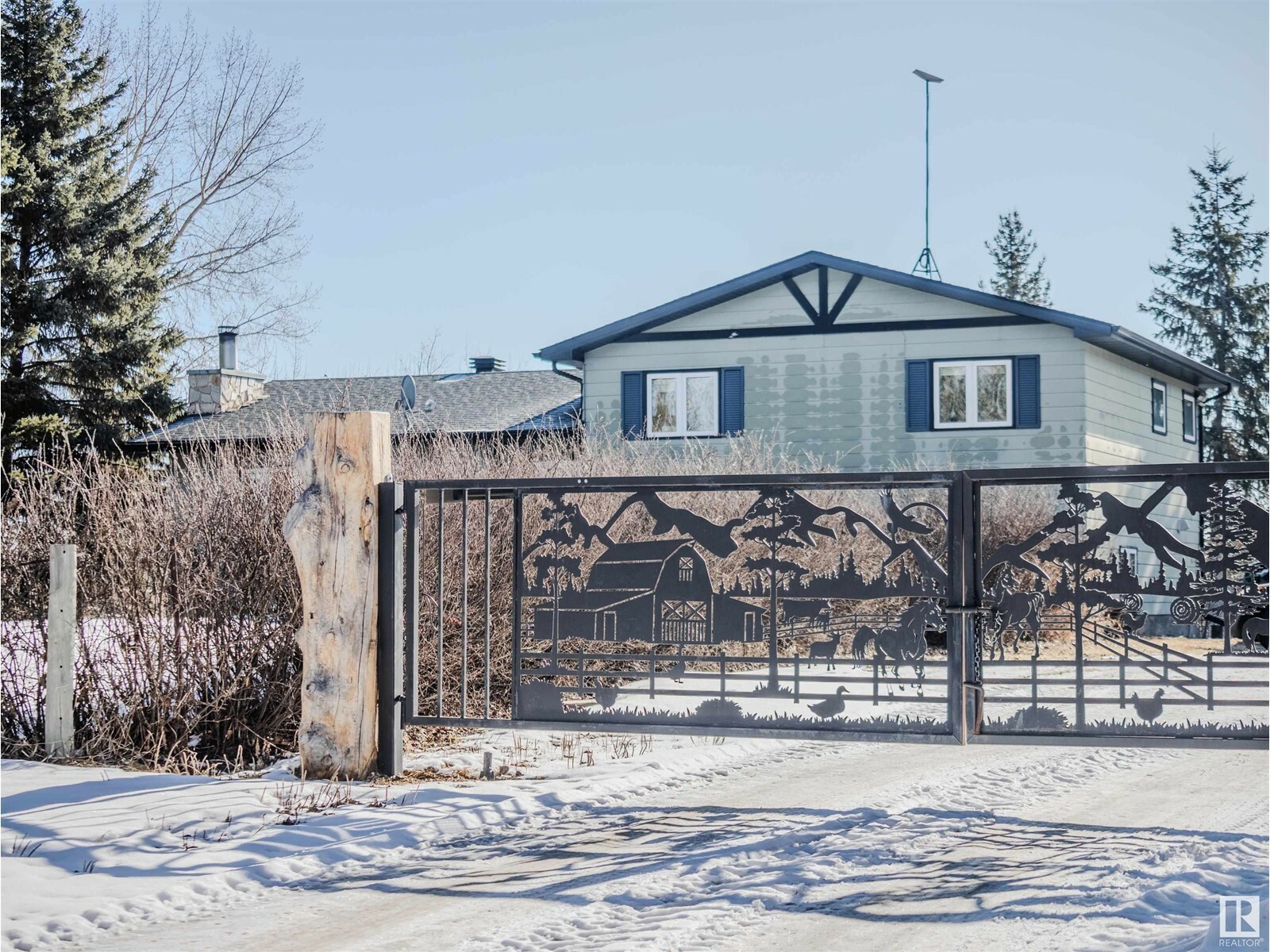 Property Photo: 53153 Rge Road 213 AB T8G 2C3