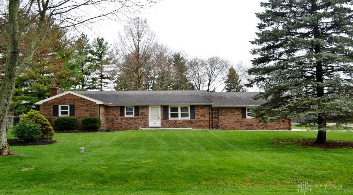 Property Photo: 6419 Harvest Street OH 45502