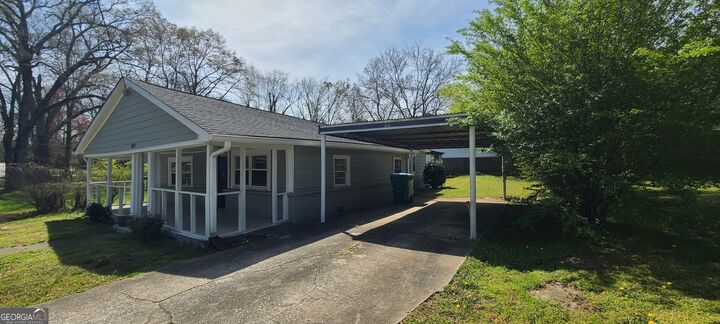 Property Photo: 2917 Joe Jerkins Boulevard GA 30106