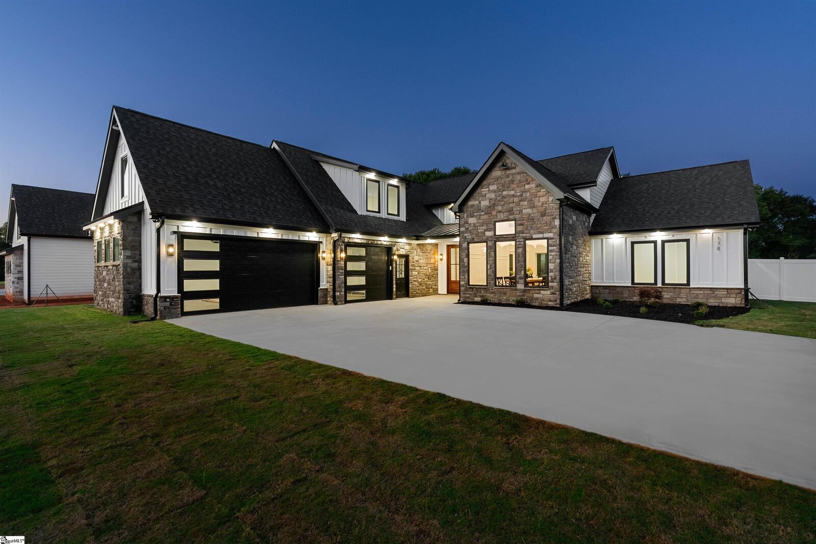 Property Photo:  178 Cook Road  SC 29323