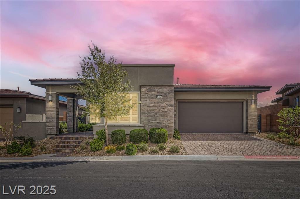 Property Photo: 6712 Iron Square Street NV 89148