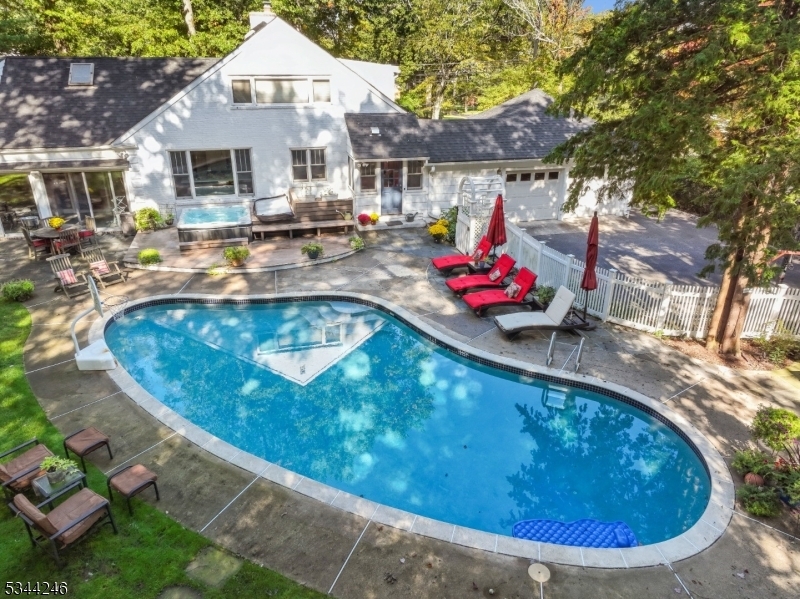 246 White Oak Ridge Rd  Millburn Twp. NJ 07078 photo
