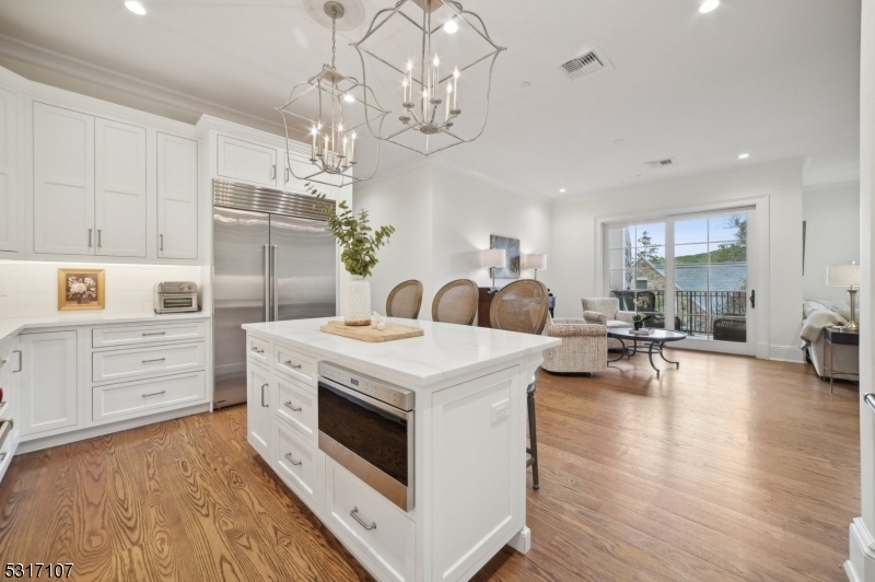 Property Photo:  80 Claremont Rd 101  NJ 07924 