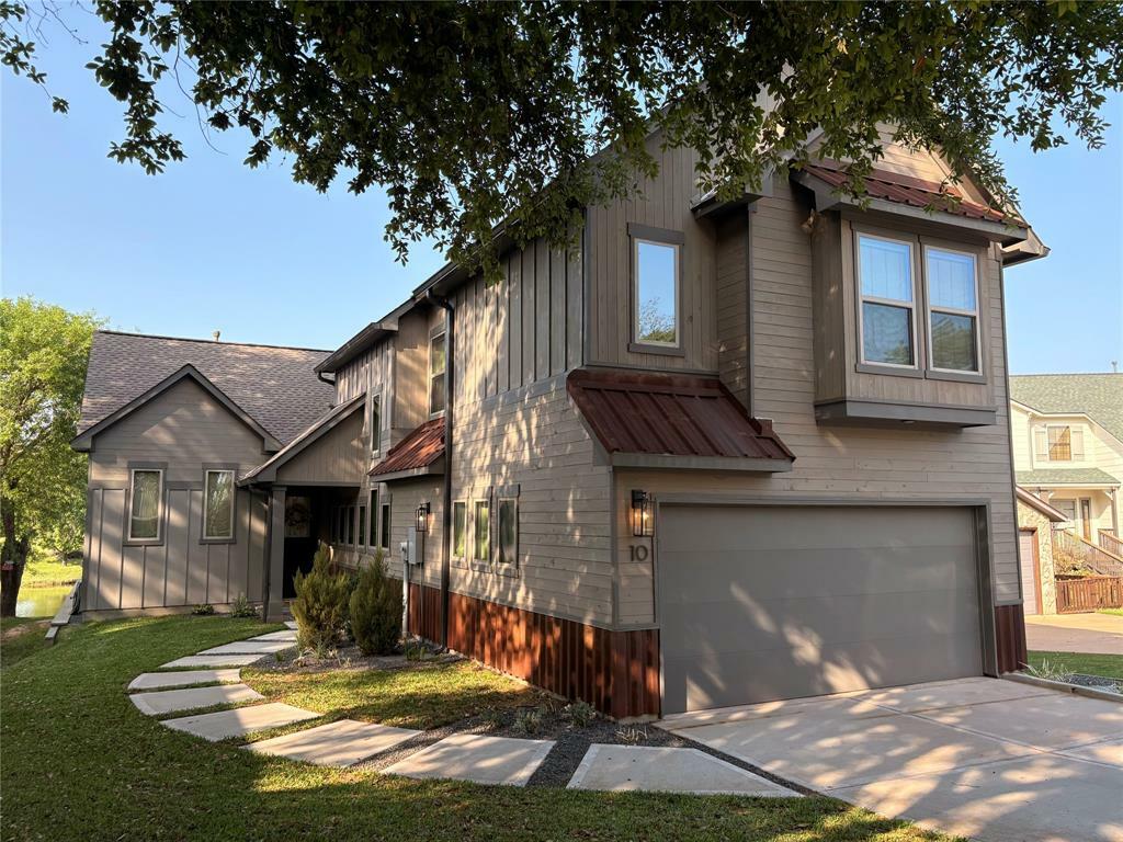 Property Photo: 10 Hunters Creek Drive TX 77340