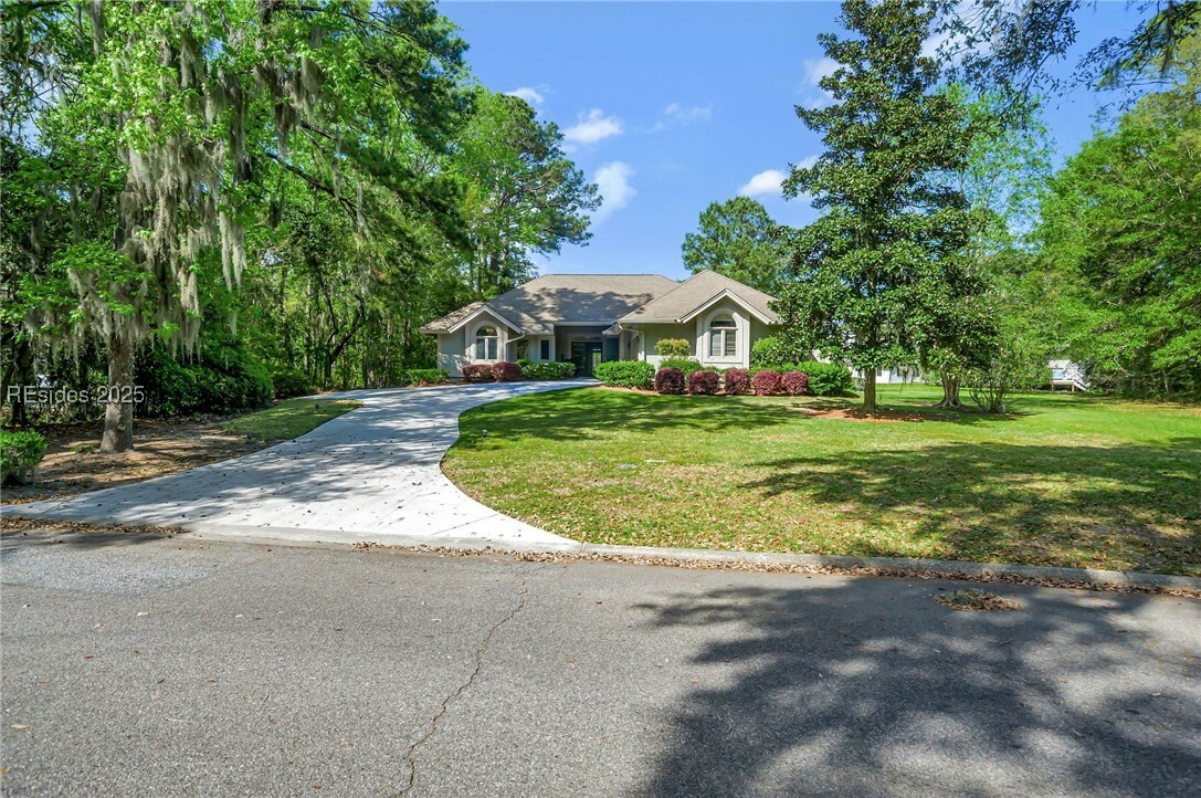 69 Bear Creek Drive  Hilton Head Island SC 29926 photo