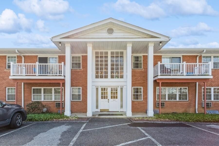Property Photo: 103 Nottingham Road G NY 10507