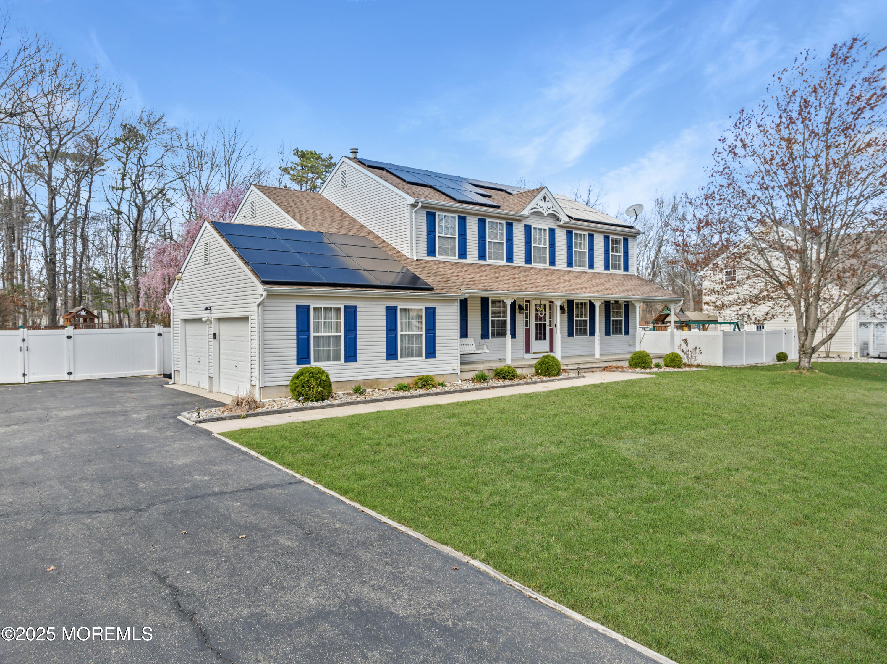 Property Photo:  132 Heatherington Court  NJ 08734 