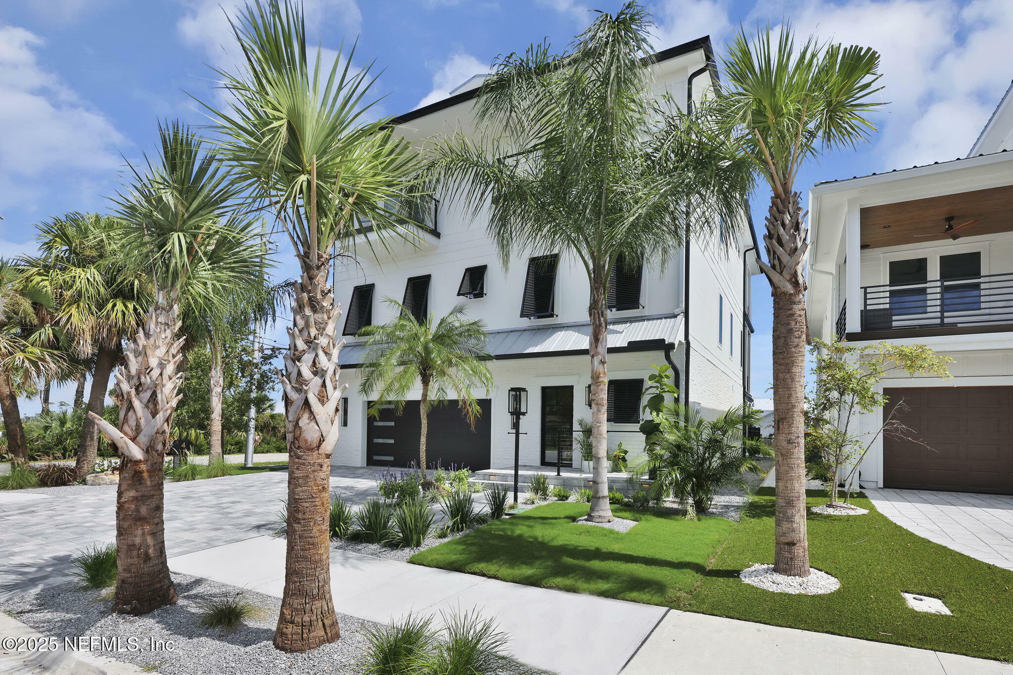 Property Photo: 1329 Estrela Lane FL 32233