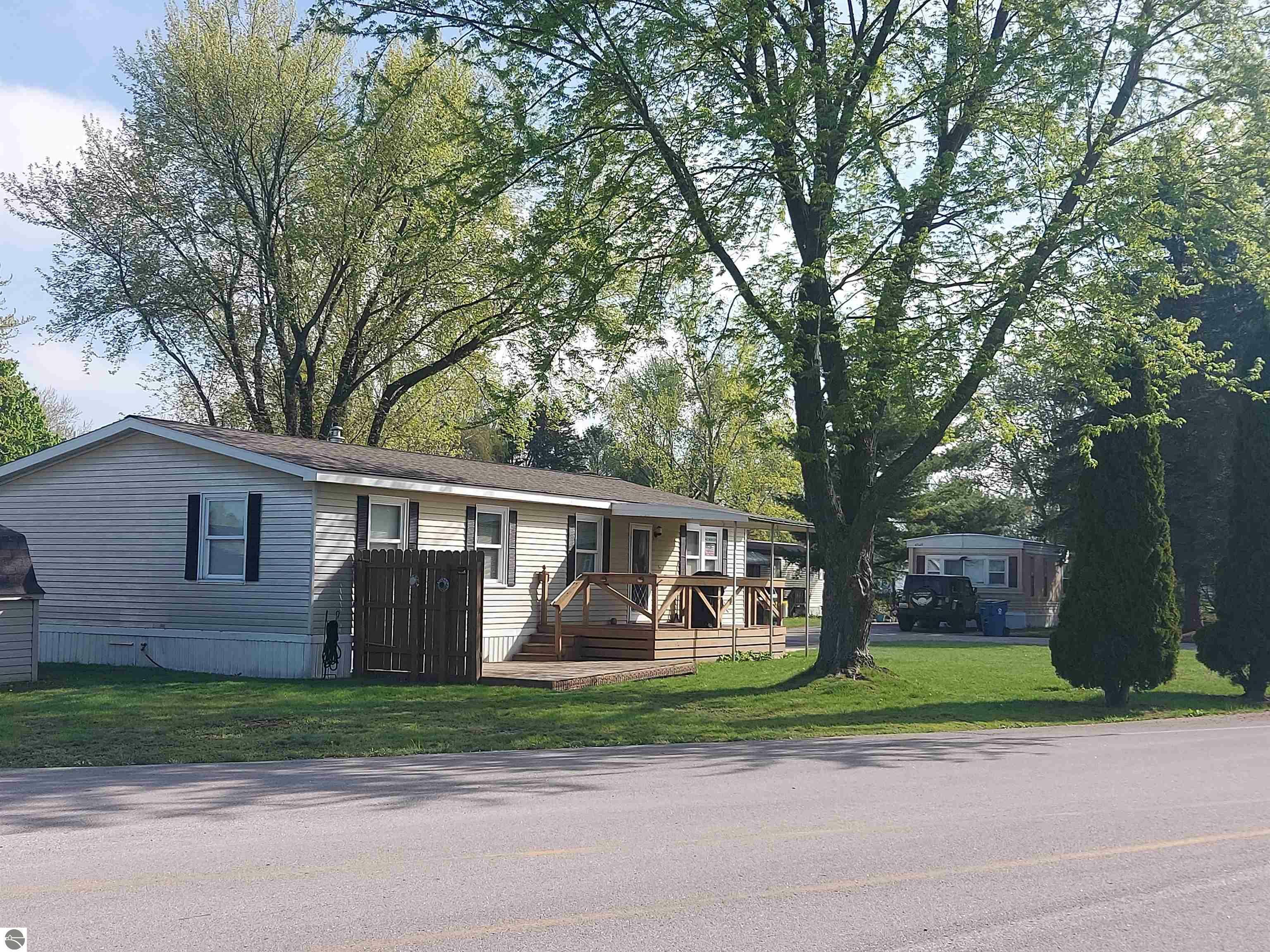 Property Photo: 4548 Goldenrod Drive MI 49686