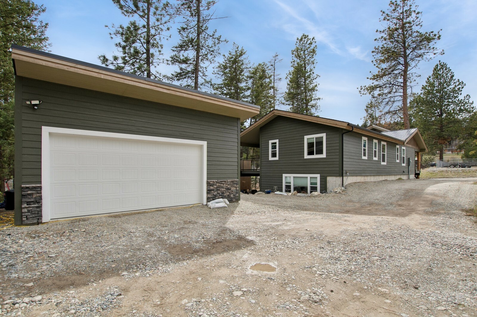 Property Photo: 131 Clothier Lane MT 59922