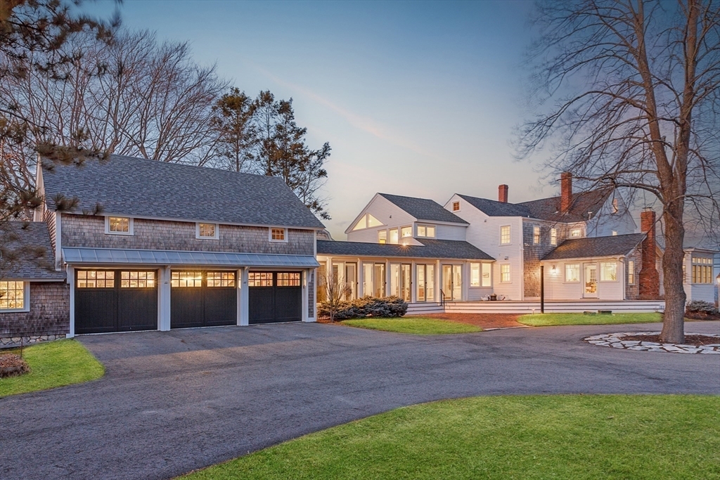 Property Photo: 284 Water St MA 01950