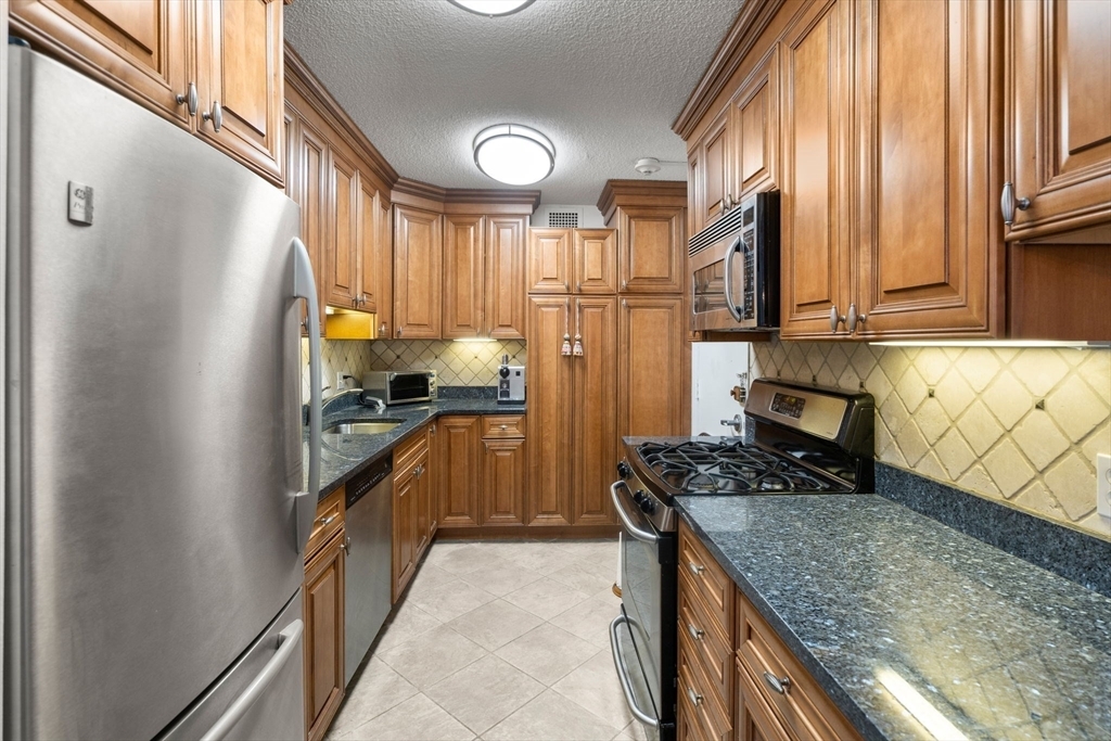 Property Photo:  33 Pond Avenue 405  MA 02445 