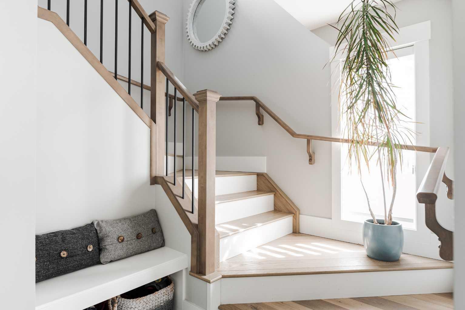Property Photo: 804 Beacon Hill Drive AB T9H 3N4