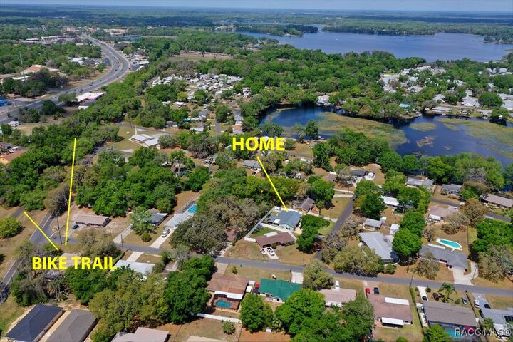 Property Photo: 1104 Lake Shore Drive FL 34450