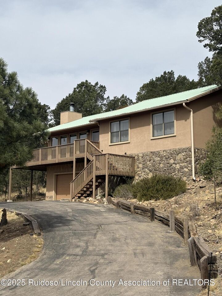317 L.l. Davis Dr.  Ruidoso NM 88345 photo