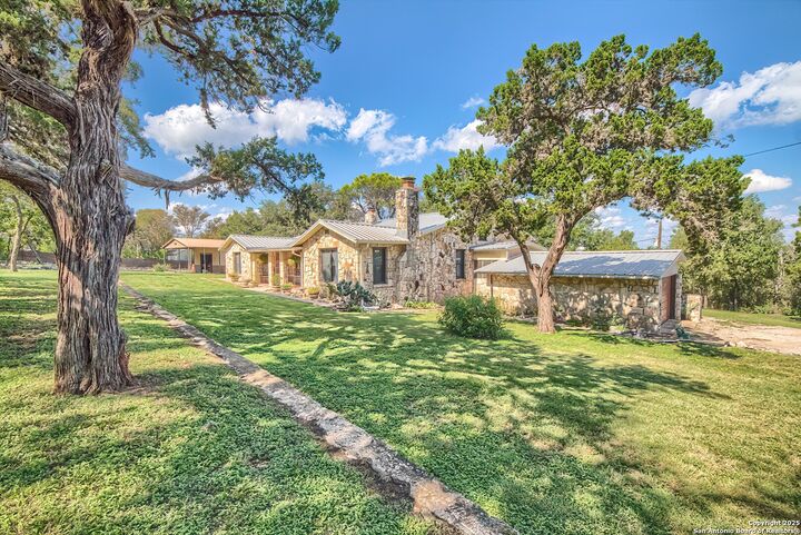 Property Photo: 6986 County Road 271 TX 78056