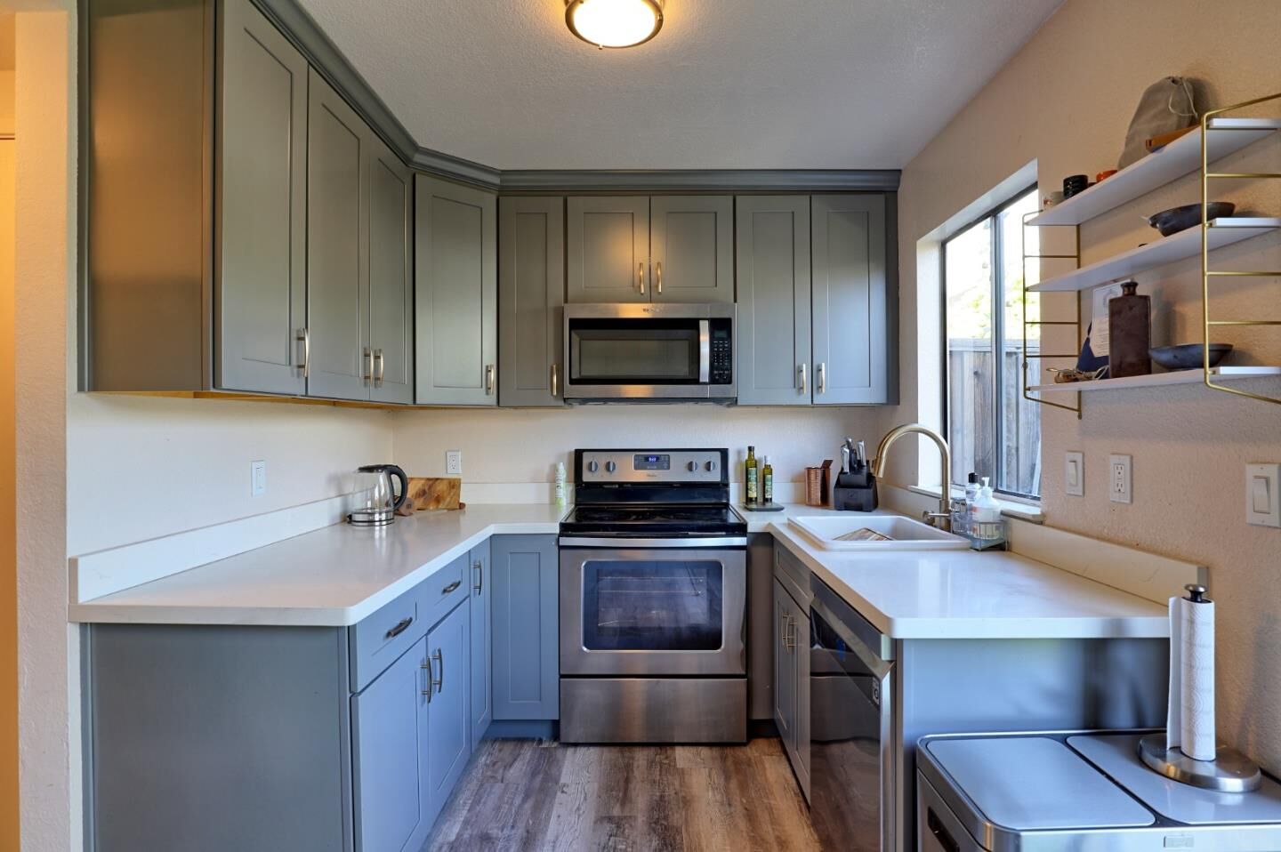 Property Photo: 482 South Willard Avenue CA 95126