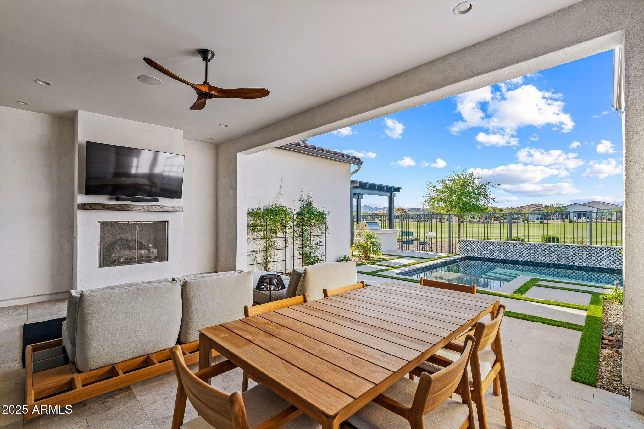 Property Photo: 17396 W Crawfordsville Drive AZ 85388