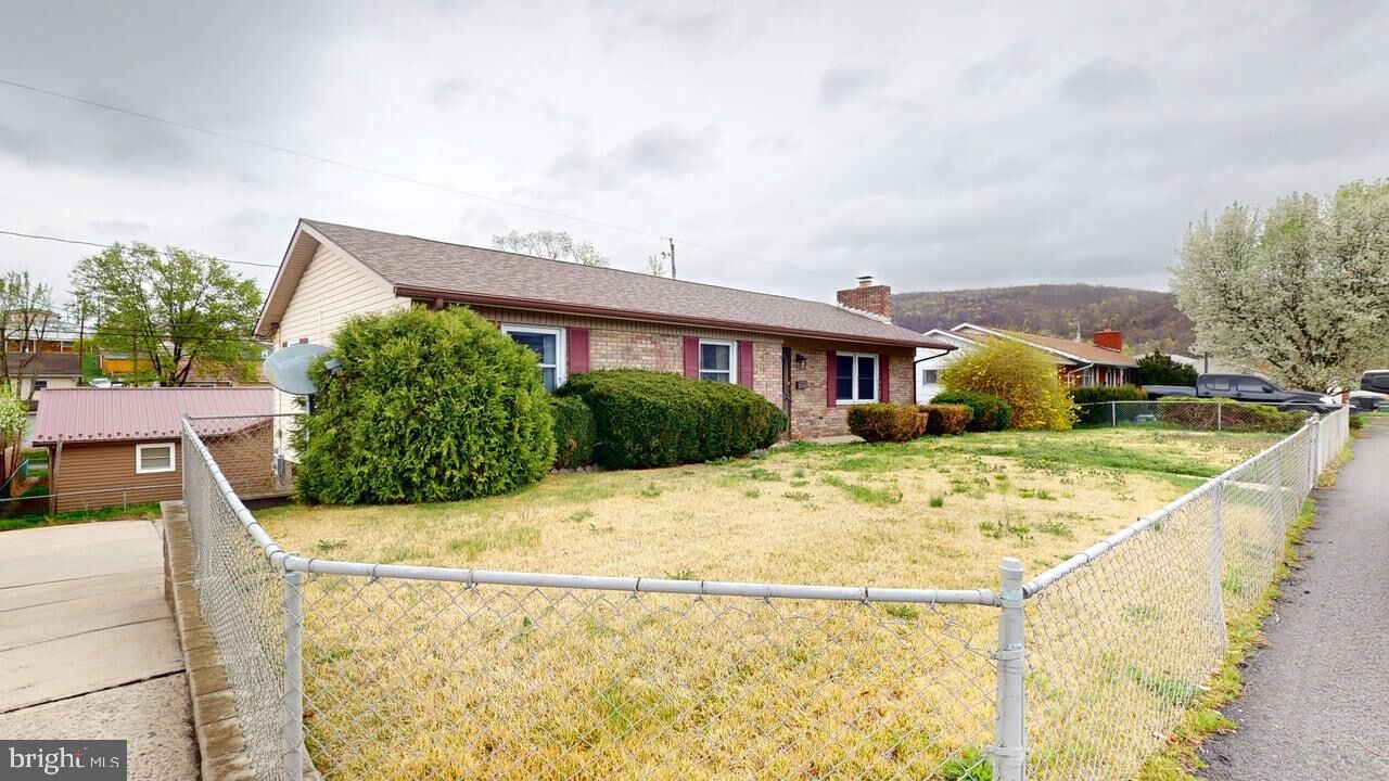 Property Photo:  200 Airport Street  WV 26726 