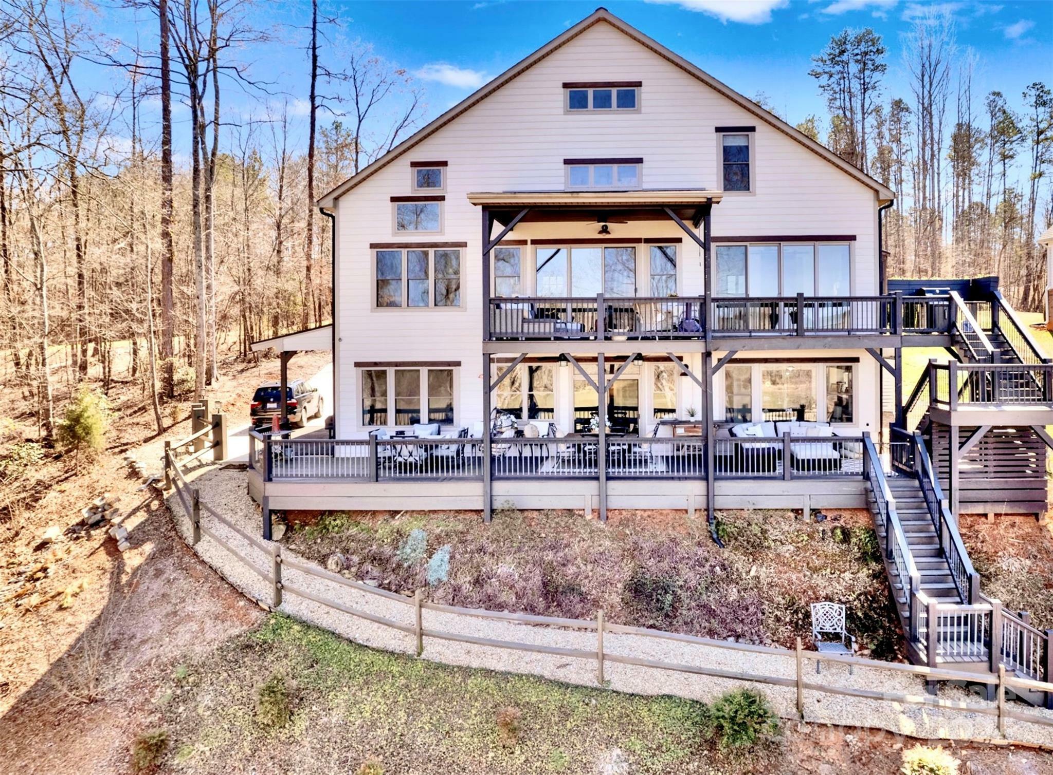 Property Photo: 5888 Wood Duck Way NC 28609