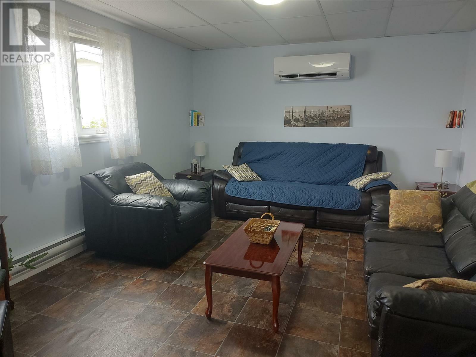 Property Photo:  6 Bennett'S Lane  NL A0M 1C0 