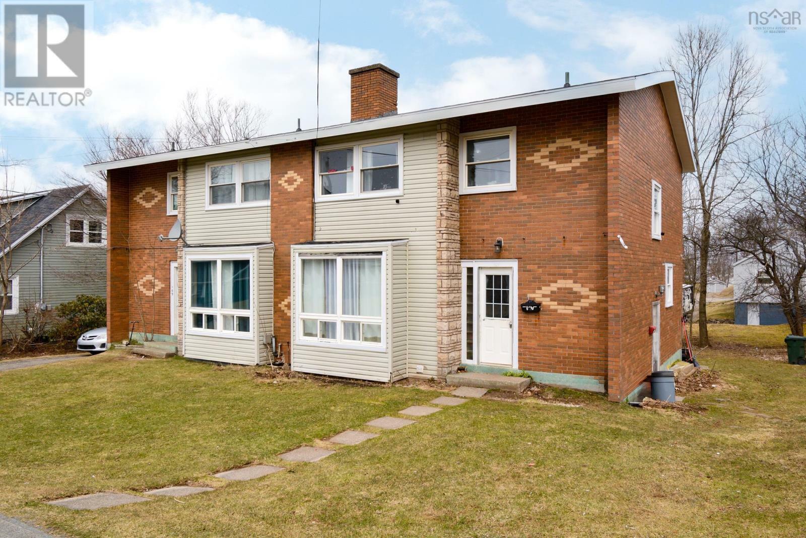 Property Photo:  109 Castle Drive  NS B1S 2A5 
