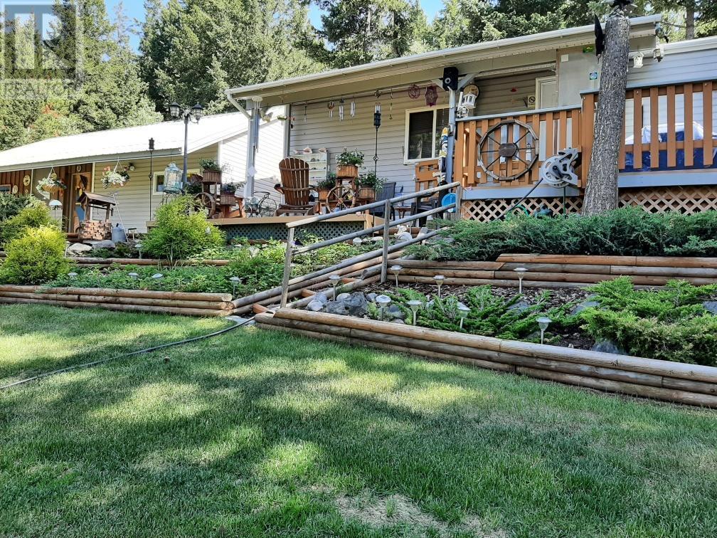 Property Photo: 4472 Iron Mountain Road BC V1K 1B8