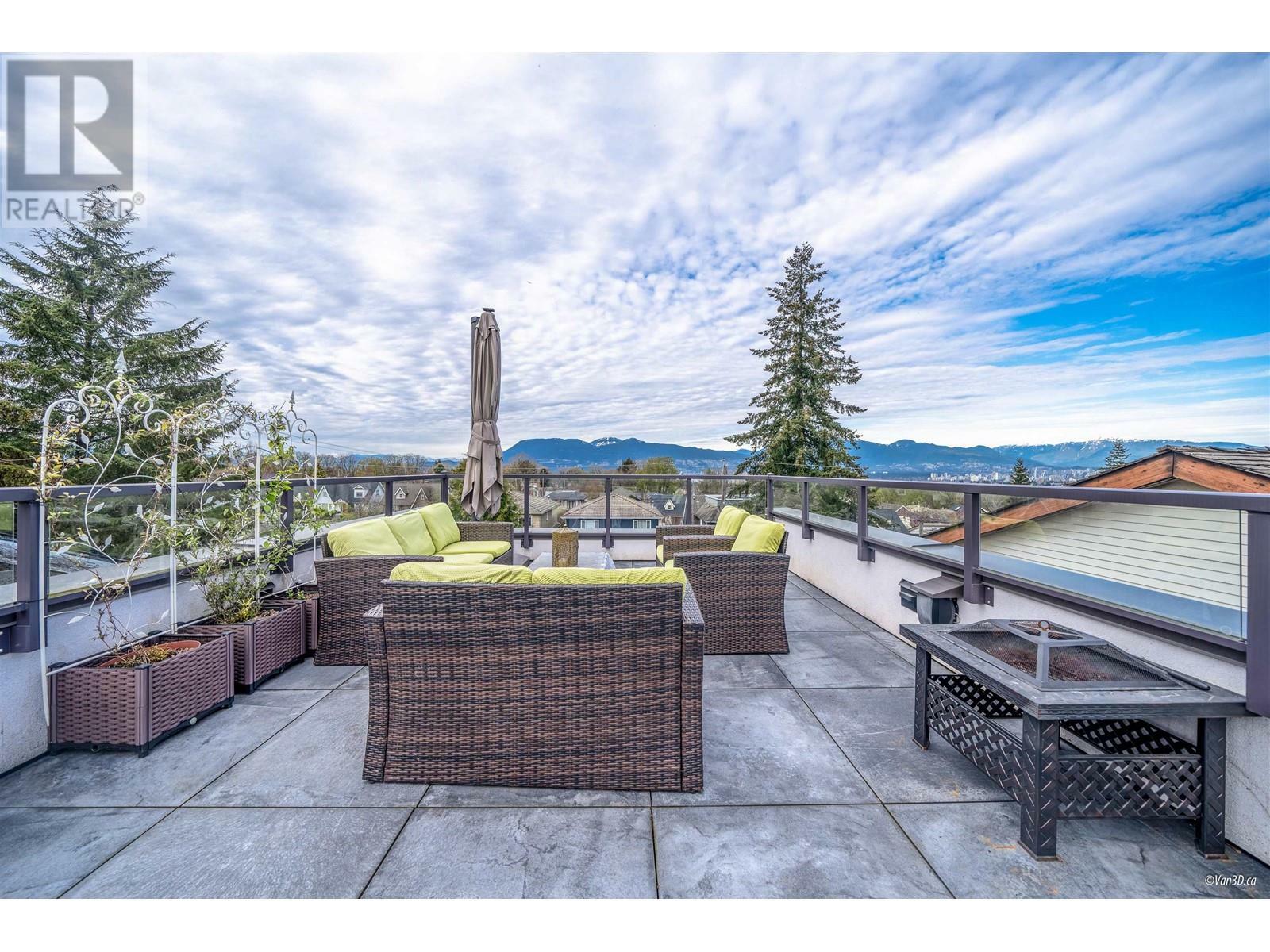 Property Photo: 3781 West 24th Avenue BC V6S 1L7