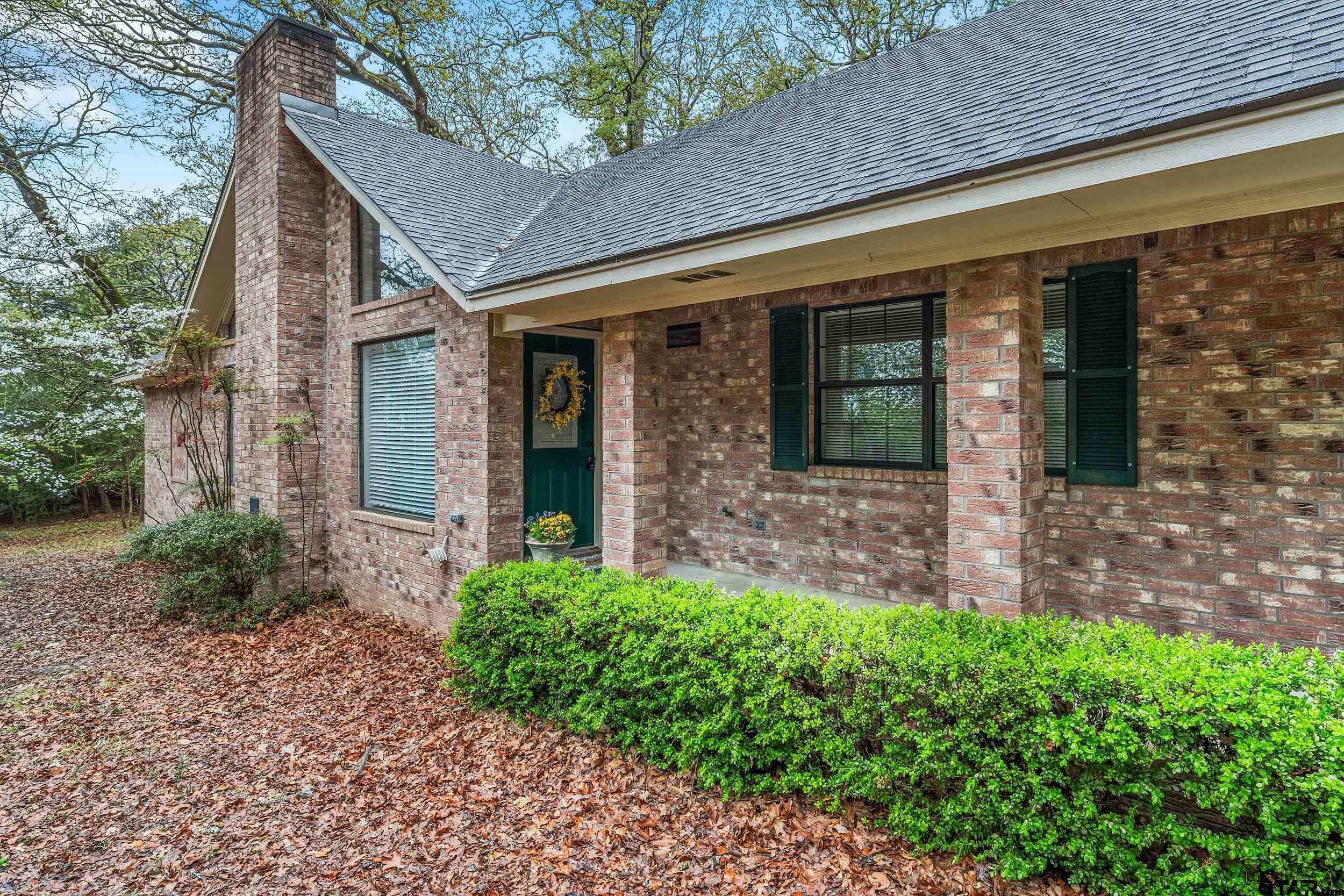 Property Photo: 411 Raton TX 75765
