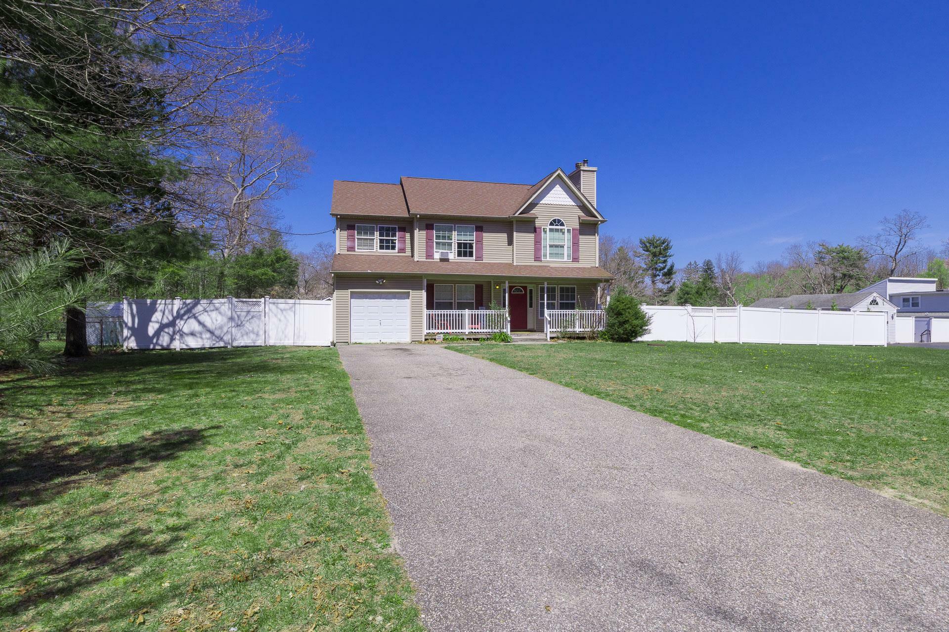 Property Photo: 27 Devon Lane NY 11953