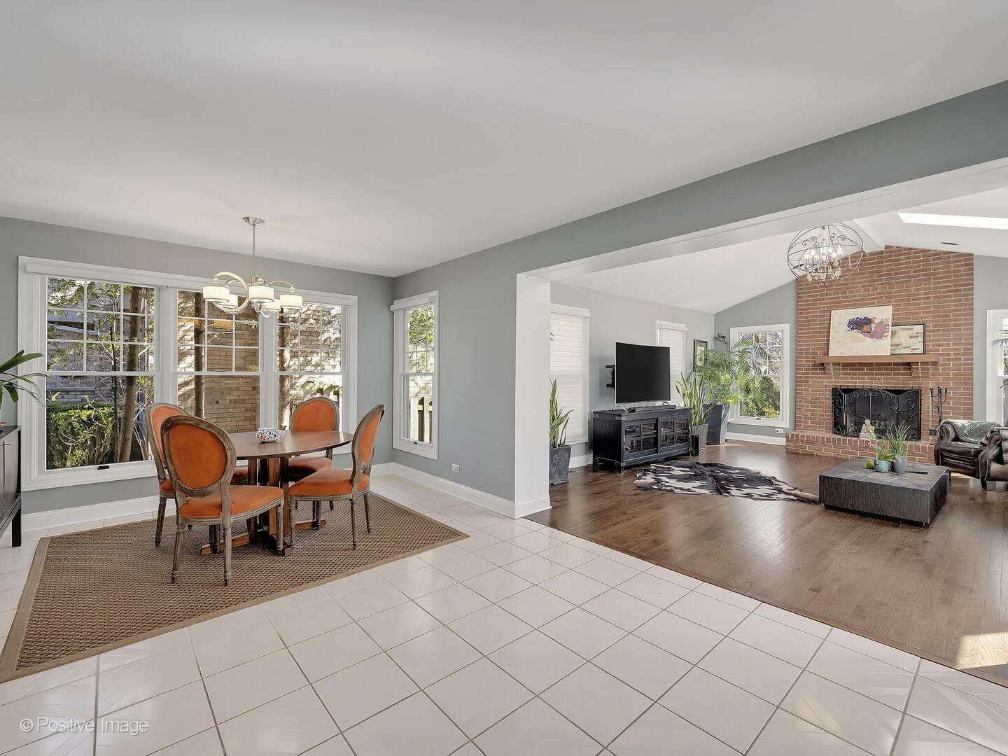Property Photo: 17 Blodgett Avenue IL 60514