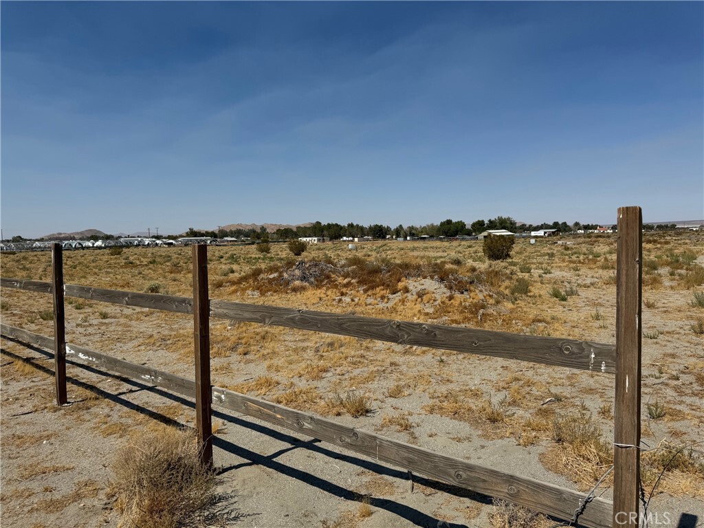 2950 Auburn Avenue  Adelanto CA 92301 photo