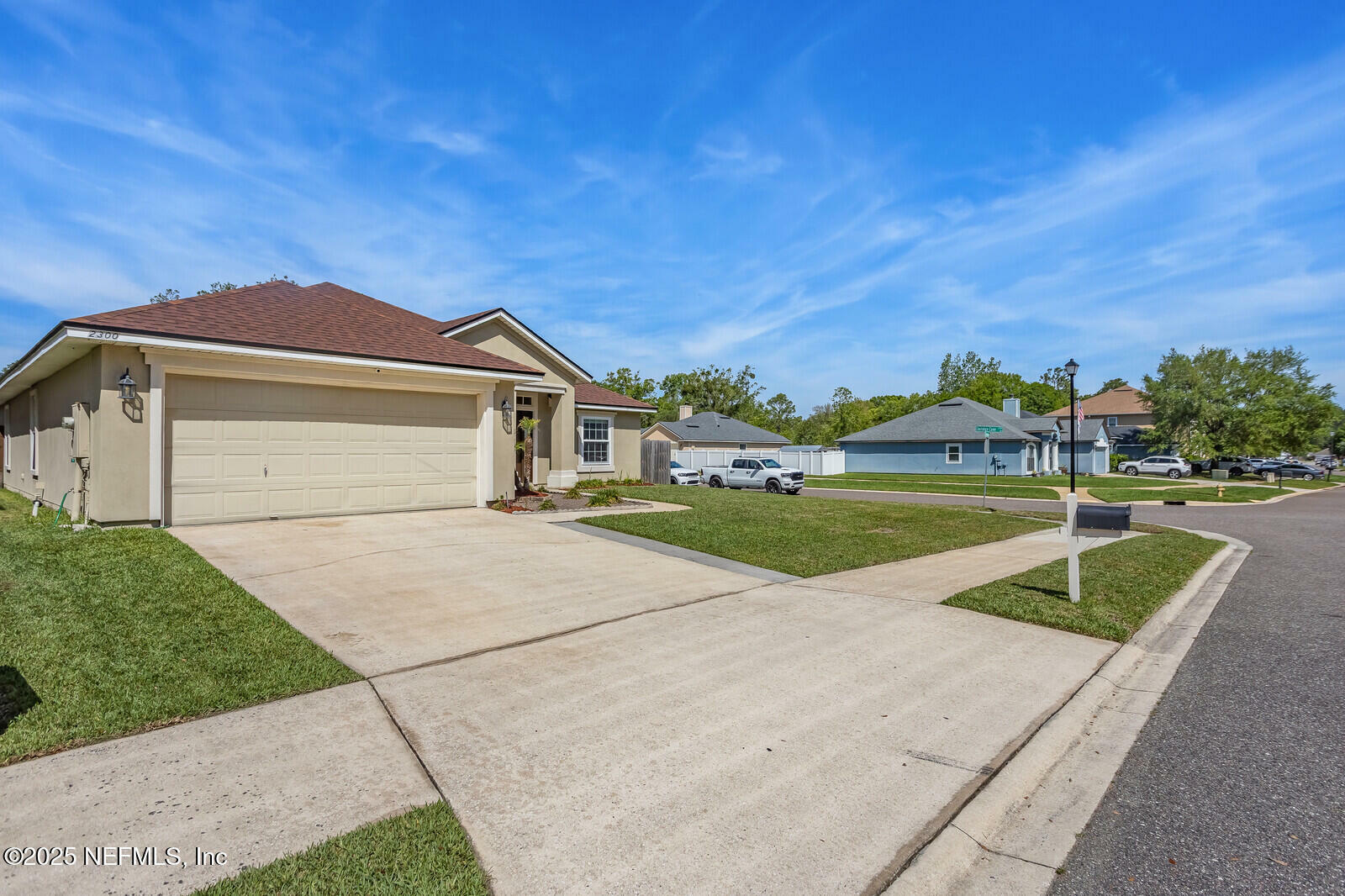 Property Photo:  2300 Cherokee Cove Trail  FL 32221 
