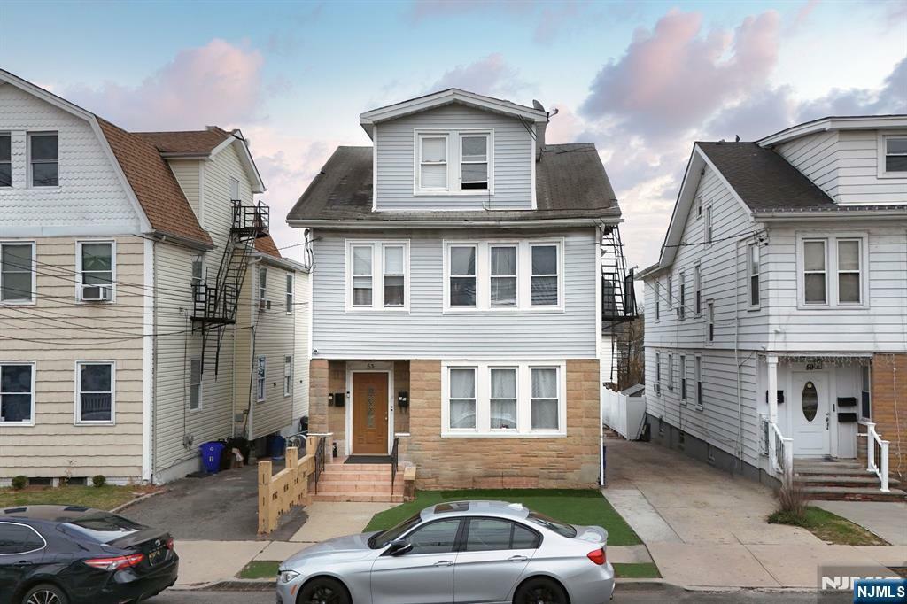 63 Grove  Bloomfield NJ 07003 photo