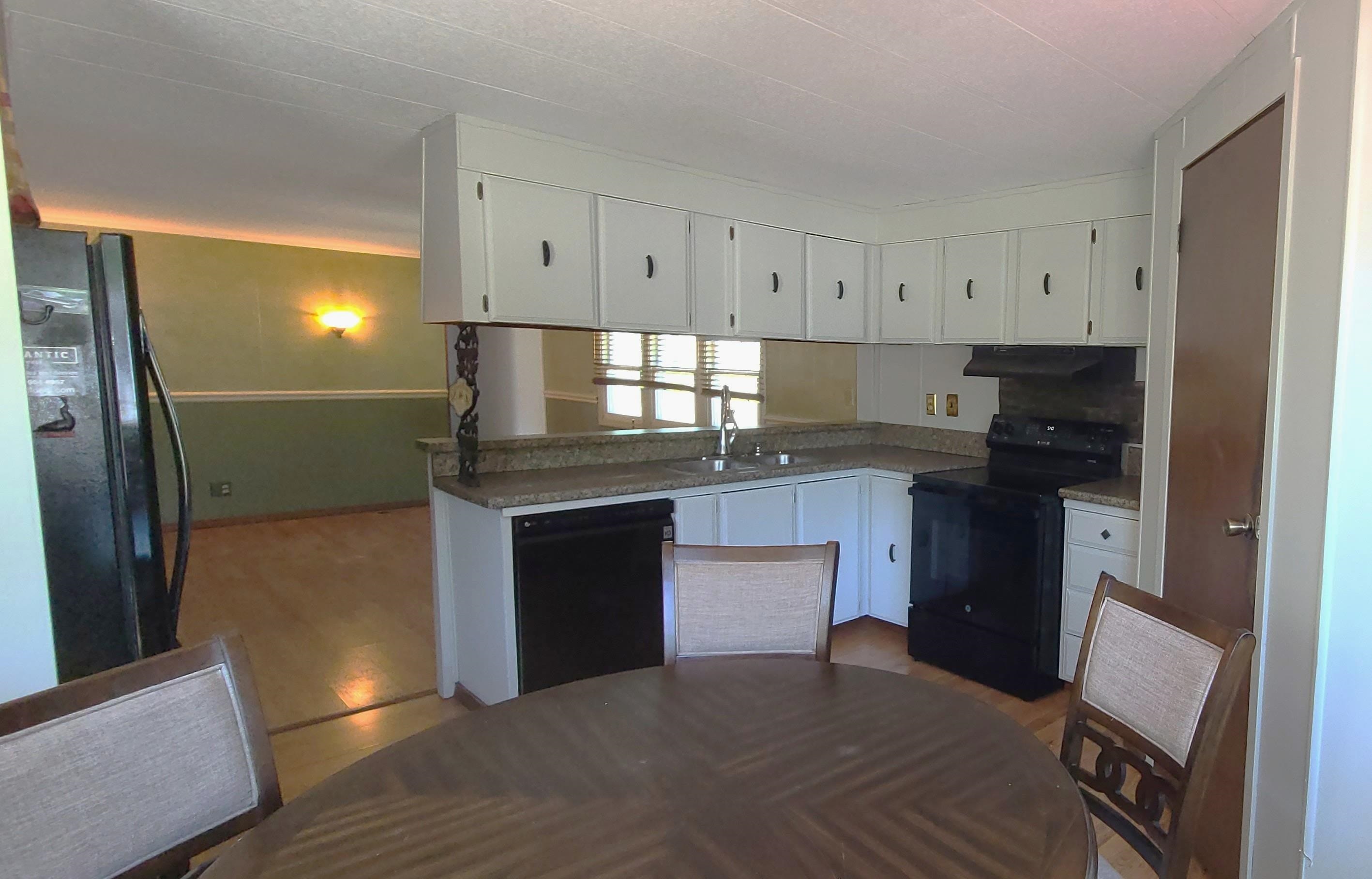 Property Photo: D-3 40 Hampton Road NH 03833