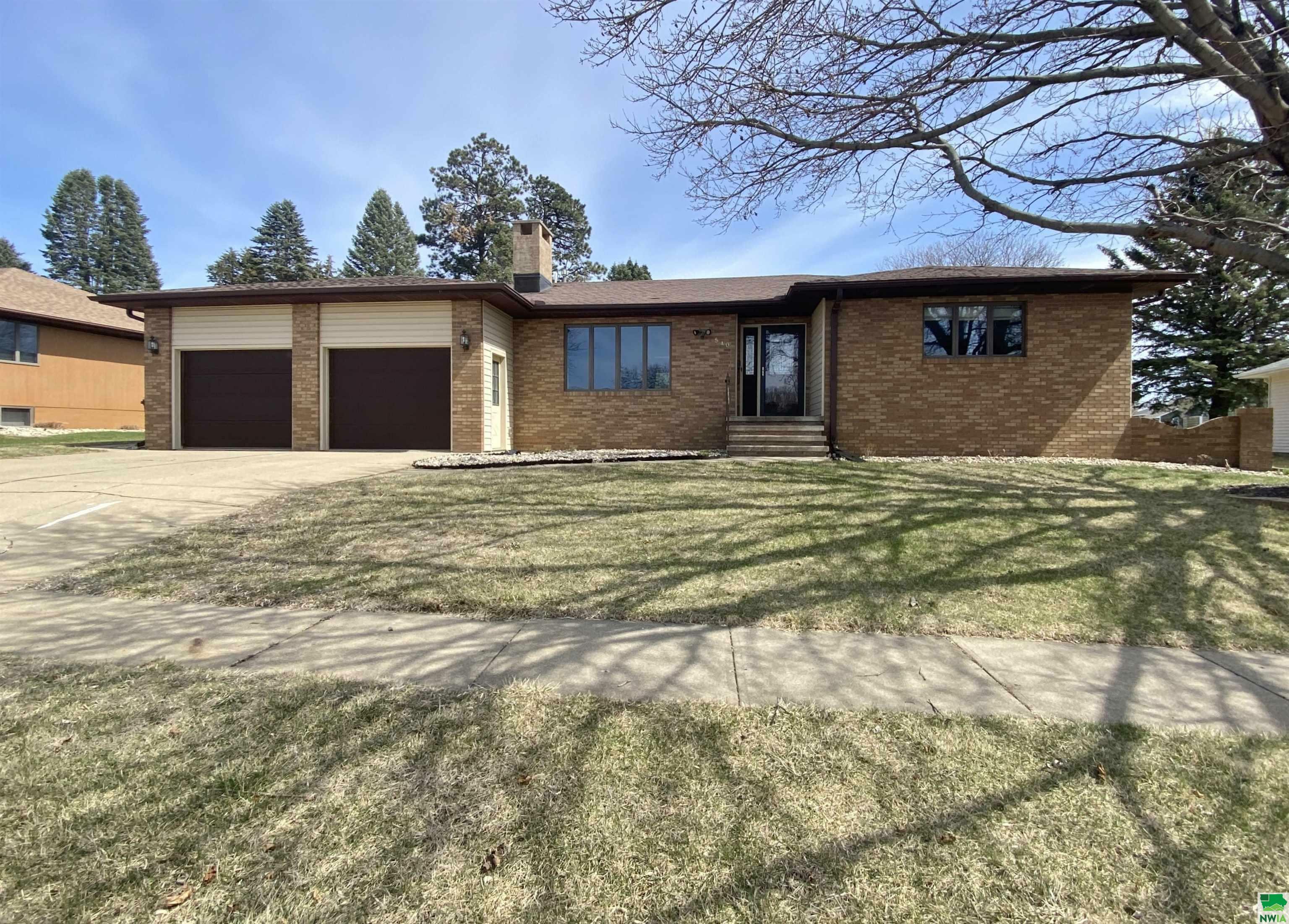 Property Photo: 540 Park Court IA 51031