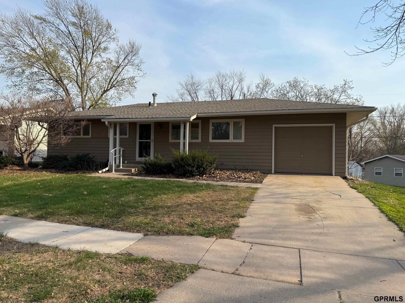 Property Photo:  5939 Franklin Street  NE 68506