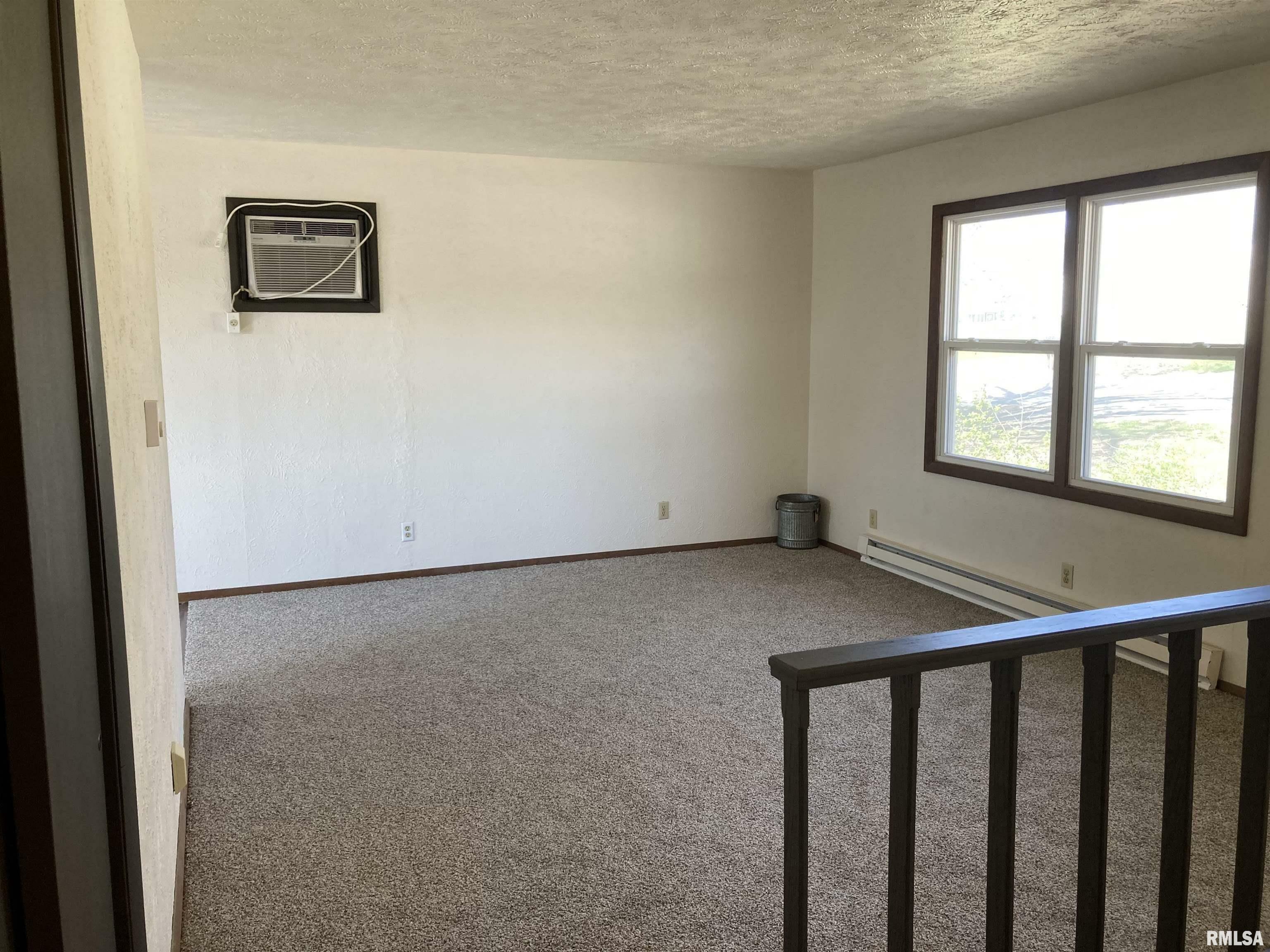 Property Photo: 14716 N Grandview Drive IL 61523