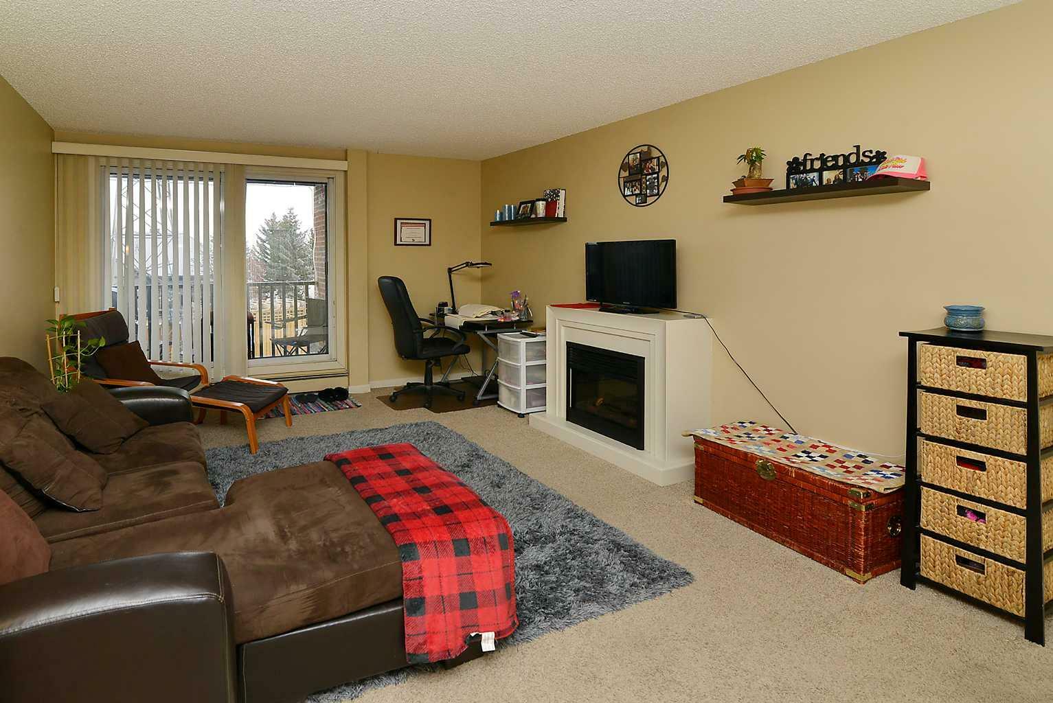 Property Photo: 6400 Coach Hill Road SW 623 AB T3H 1B8