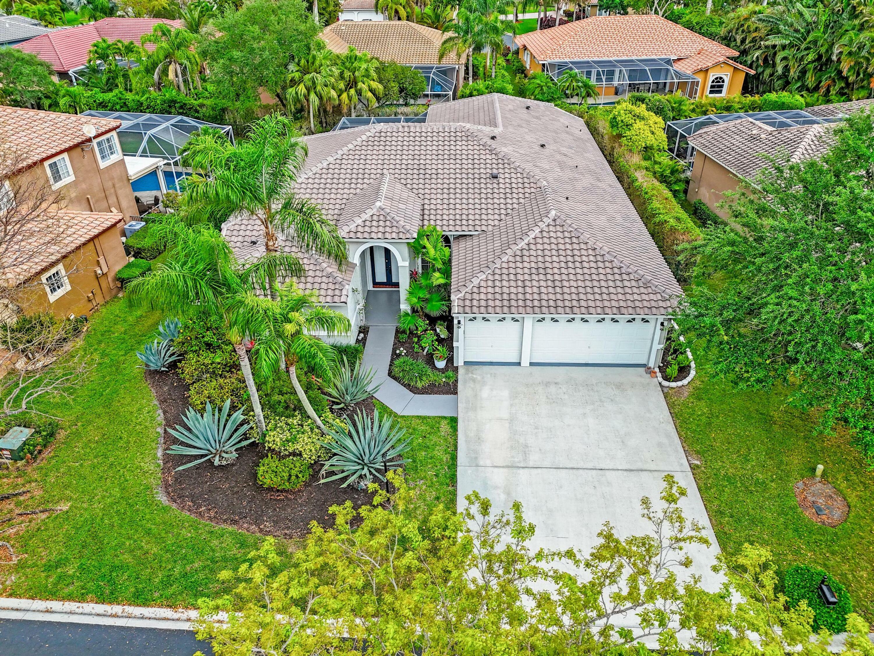 Property Photo:  6552 NW 99th Avenue  FL 33076 