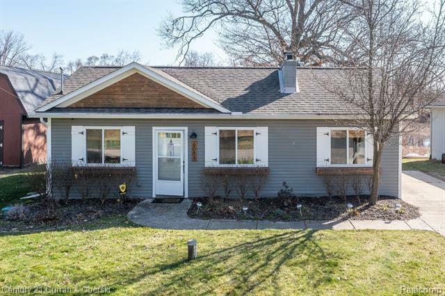 Property Photo: 6084 Brockway Street MI 48382