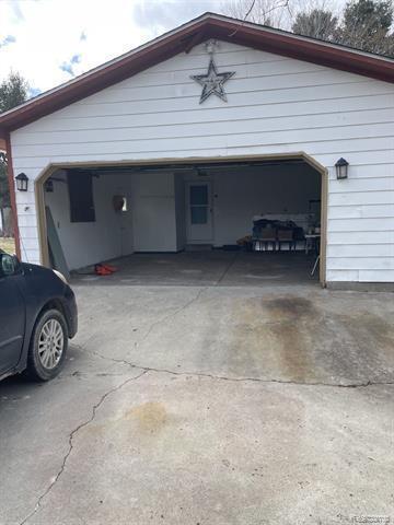 Property Photo: 237 W Castle Road MI 48435