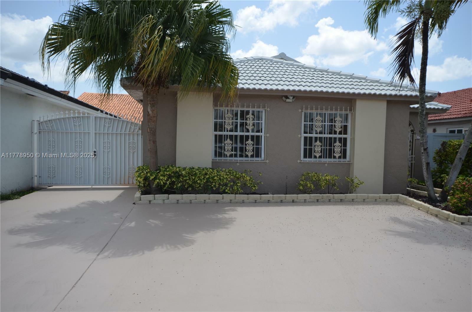 Property Photo: 7333 W 29th Ln FL 33018