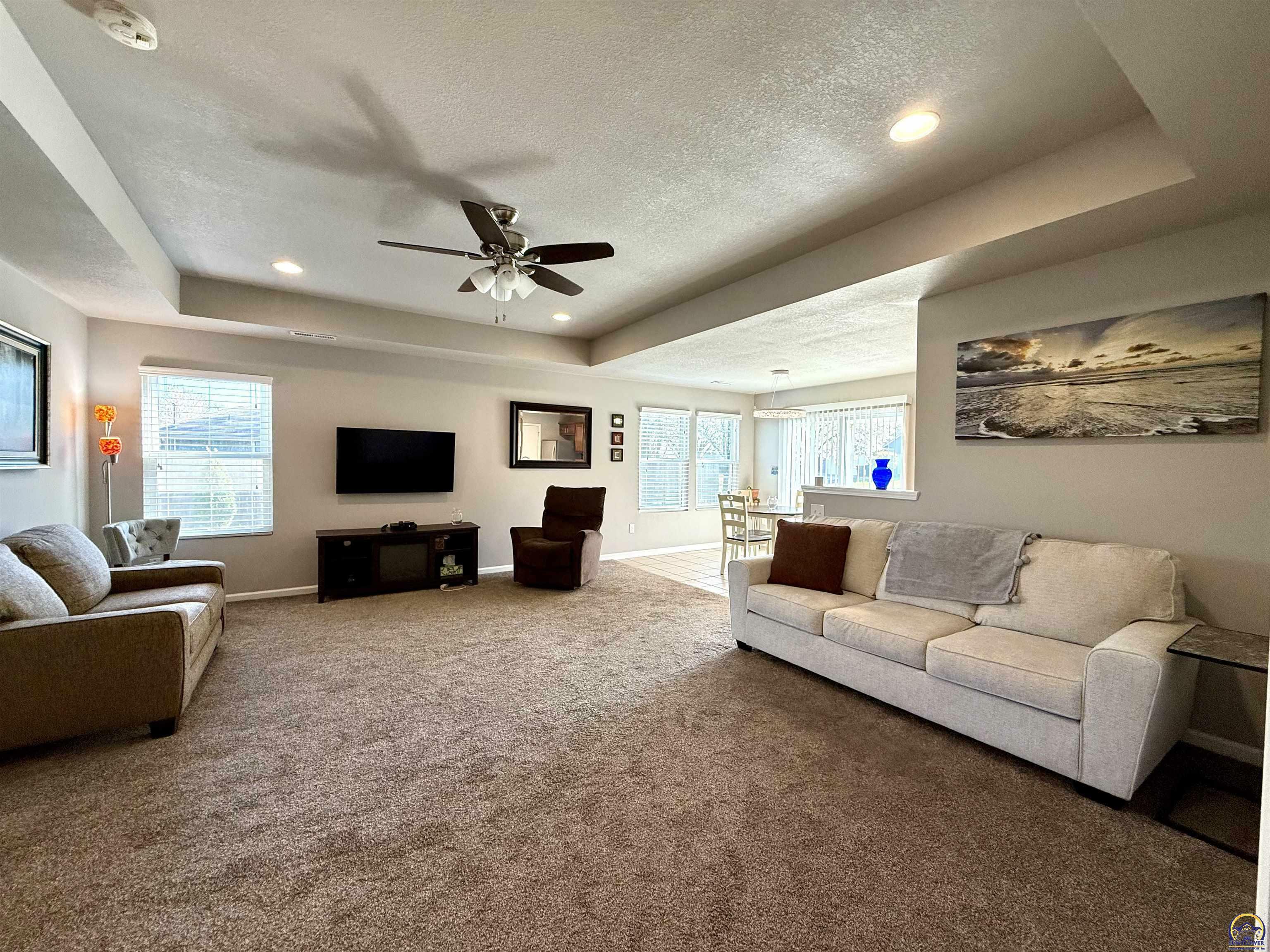 Property Photo: 303 NE Aspen Ln KS 66617