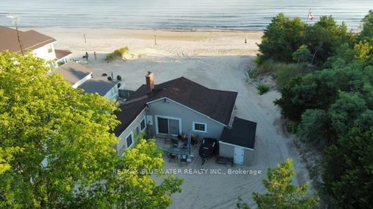 6388 West Parkway Drive  Lambton Shores ON N0N 1J2 photo